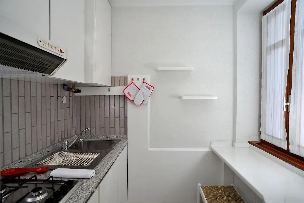 La Finestra Sul Lago Cernobbio Apartment