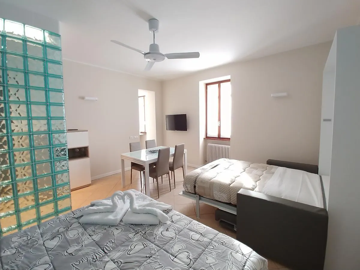 Apartment La Finestra Sul Lago Cernobbio Italy